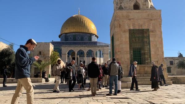 إسرائيل تواصل إجراءاتها التصعيدية بمواجهة الفلسطينيين