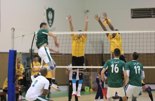 الأهلي يحلق بالصدارة بالاتحاد