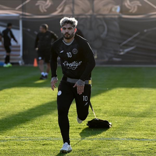 الشباب يتسلح للهلال بالقوة والأثقال
