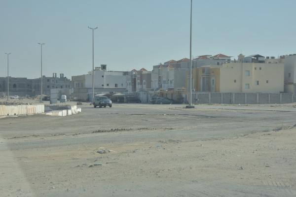 شاحنات «الصناعية الأولى» تهلك طرق «نهضة الدمام»