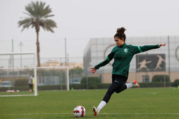 المنتخب الوطني الأول للسيدات يغادر إلى المالديف