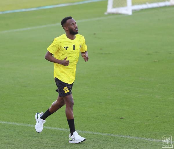 التعاون يهدد صدارة الاتحادالنصر متأهب للنهوض أمام الباطن