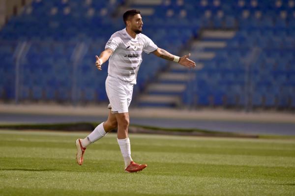 الطائي يعمق متاعب الاتفاق
