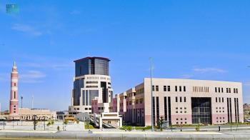 جامعة الملك خالد تنظّم لقاءً بالتزامن مع يوم السرطان