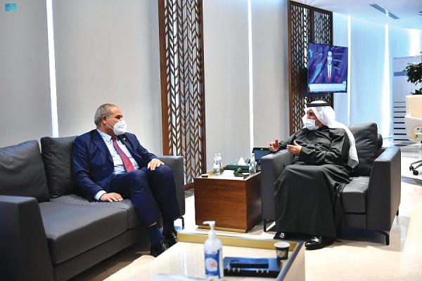 الربيعة يبحث تعزيز التعاون مع «الفاو»