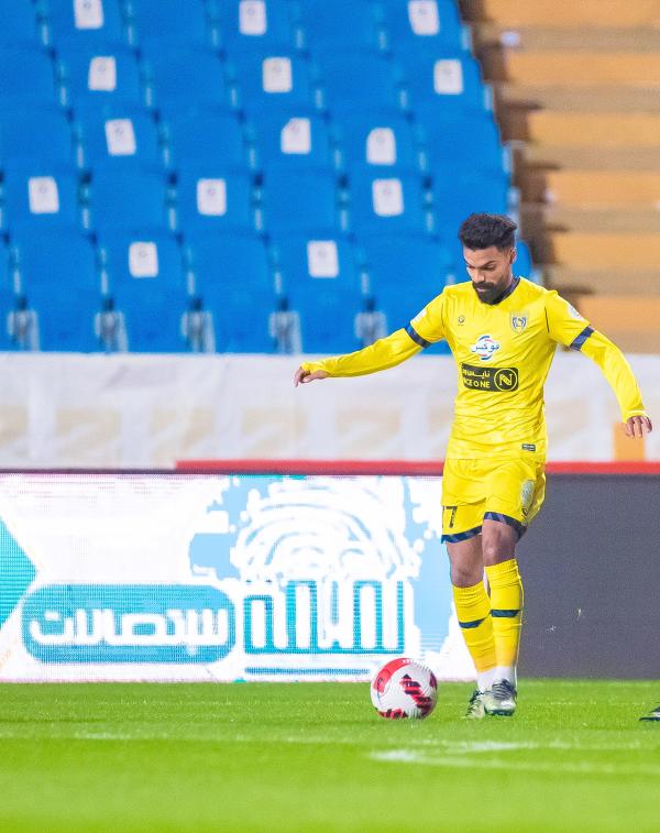 العمري.. إيقاف مباراتين وغرامة 20 ألف ريال