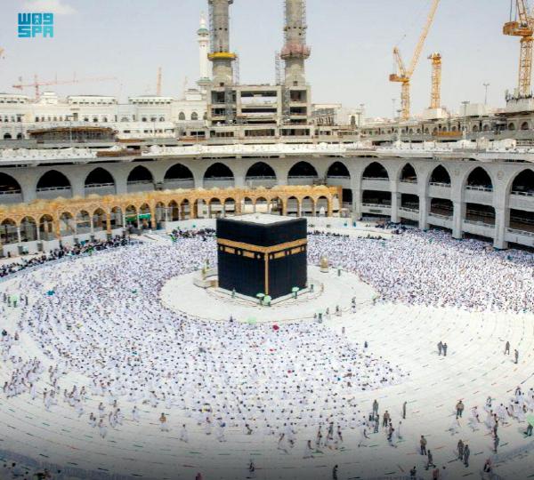 المسجد الحرام..أمان والتزام