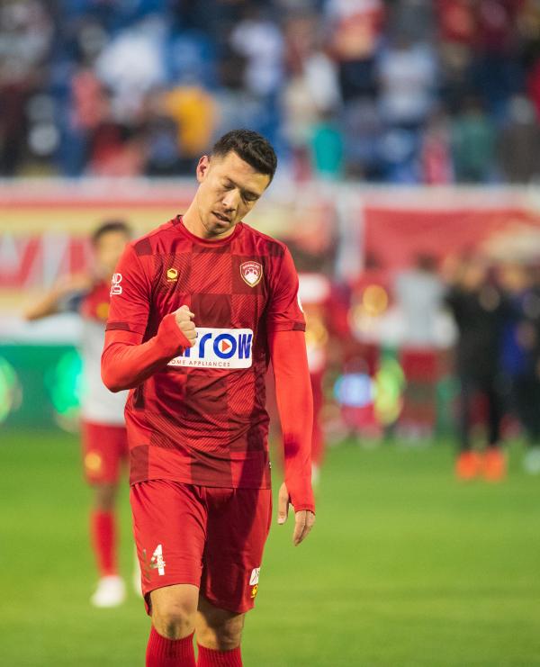 ضمك يواجه الاتحاد بدون محترفيه!
