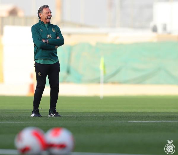 «الانضباط» تغرم ثلاثي النصر