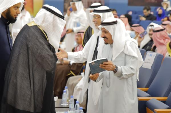 «أدبي جدة» يكرم «القاضي» بالعضوية الشرفية في «ملتقى قراءة النص»