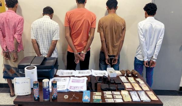 إحالة 5 مزورين للعملة إلى النيابة