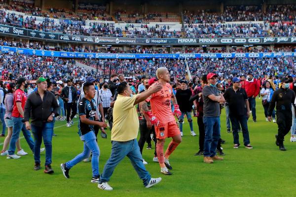 إيقاف الدوري المكسيكي بعد أعمال شغب