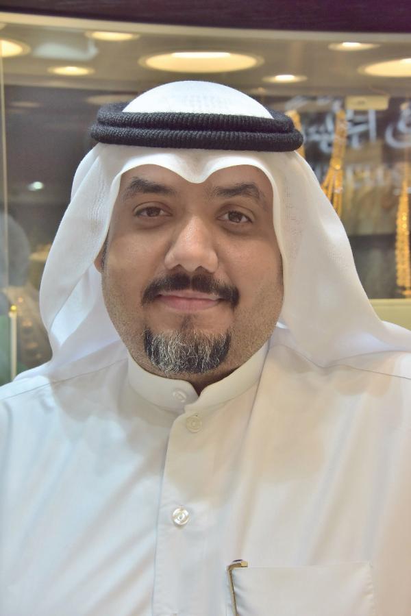 زيادة الأسعار تدفع مبيعات الذهب إلى الانخفاض 5 %