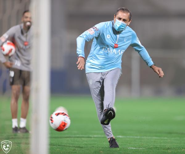 دياز يحفز لاعبي الهلال