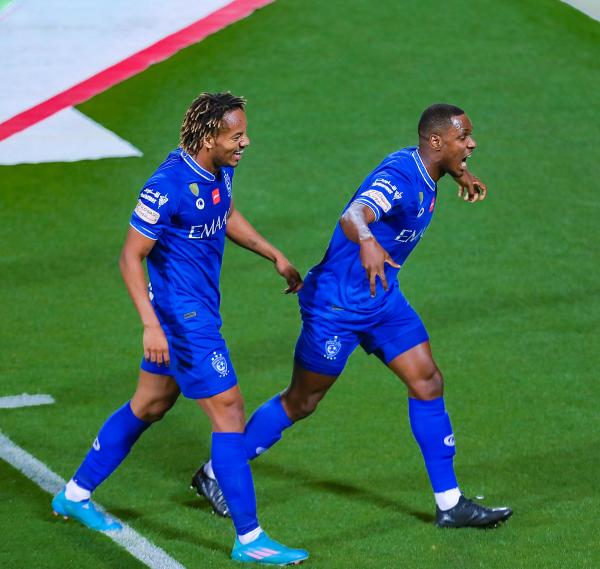 الهلال يعطل الاتحاد ويحصد نقاط الكلاسيكو