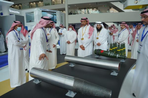 اهتمام عالمي باتفاقات الرياض العسكرية على هامش معرض الدفاع