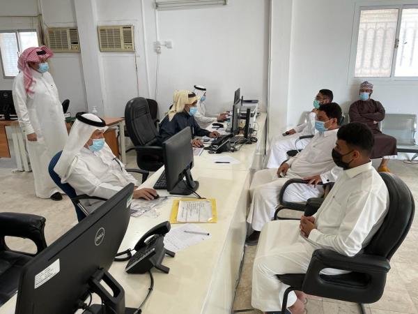 392 مراجعا لوحدة عملاء المبرز