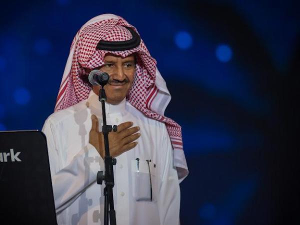خالد عبدالرحمن يطرب جمهور الرياض في ليلة «مخاوي الليل»