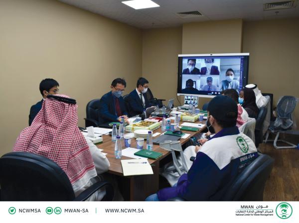 «موان» يبحث نقل التجربة اليابانية في «إدارة النفايات»