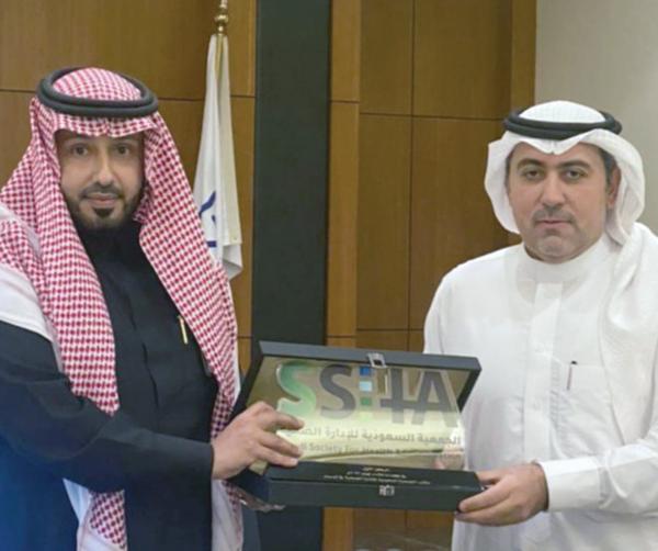جمعية الإدارة الصحية بالدمام الأولى في كفاءة الأداء