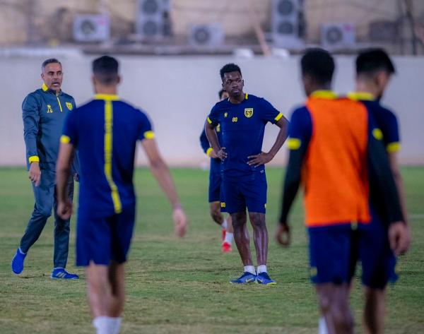 الذئاب تستعد لعبور الجيش السوري باللمسة الواحدة