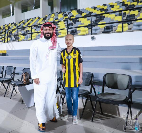 الاتحاد يستعد للحزم بتيفو خاص