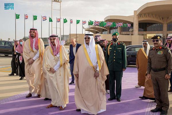 رئيس الوزراء البريطاني يغادر الرياض