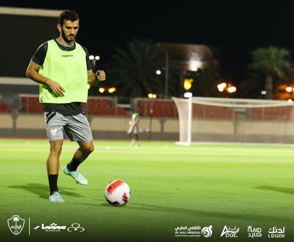 نزال خطير.. بين المتصدر والأخير!