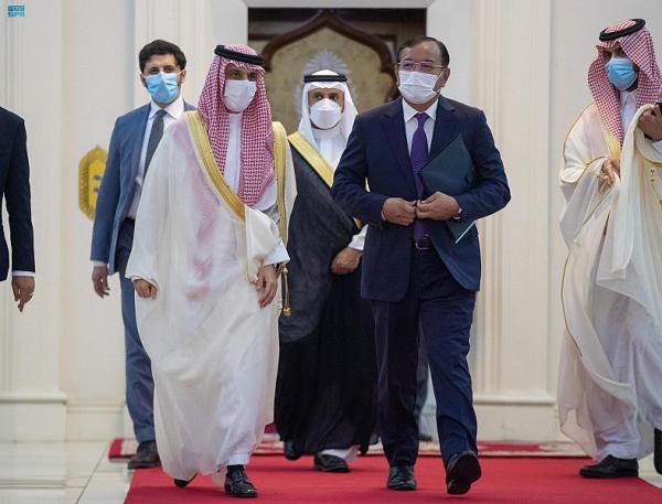 المملكة وكمبوديا تستعرضان أوجه التعاون 