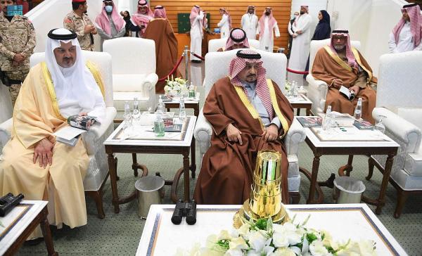 تحت رعاية خادم الحرمين .. أمير الرياض يتوج الفائزين بكأسي المؤسس