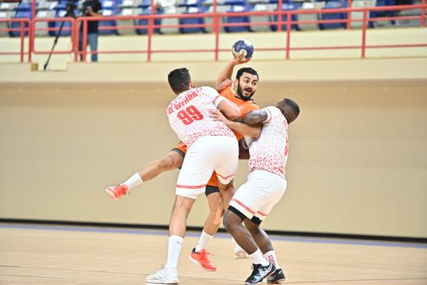 الأملح يفكك «الوحدة».. والخليج يظفر بـ «العدالة»