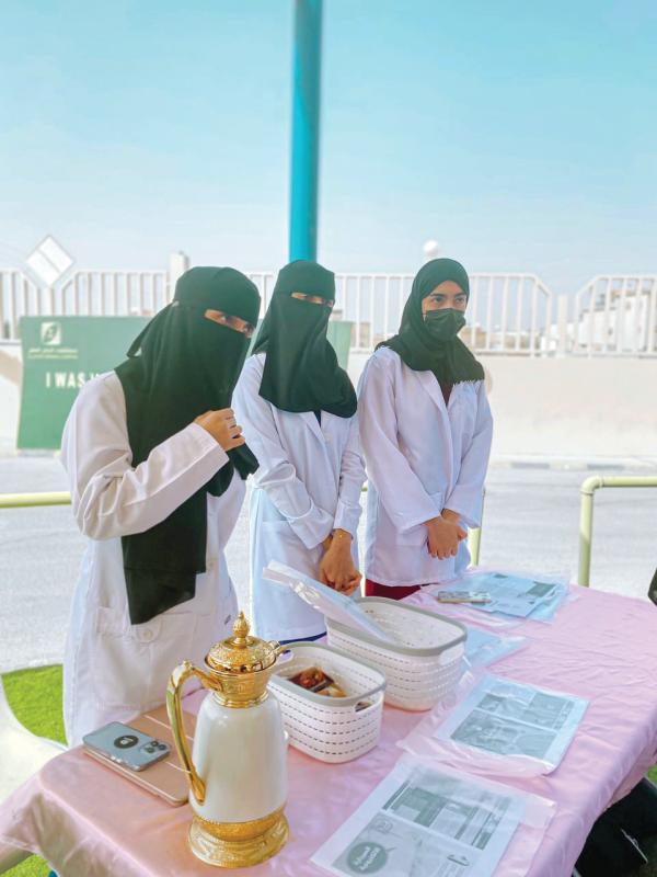 بالرسم المباشر.. توعية بخطر السمنة في يومها العالمي بالأحساء