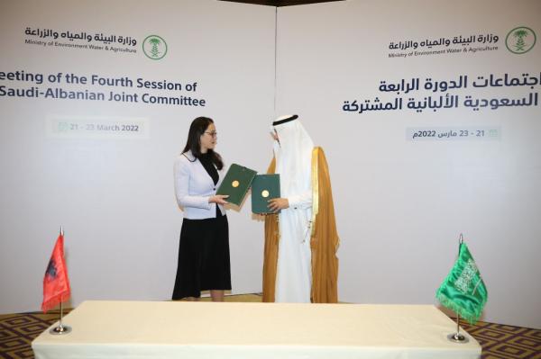 صور.. اللجنة «السعودية - الألبانية» تخرج بتوصيات في الأمن الغذائي