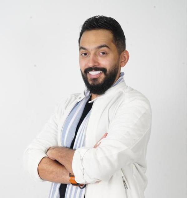 بلادي بلاديمنار القمم!