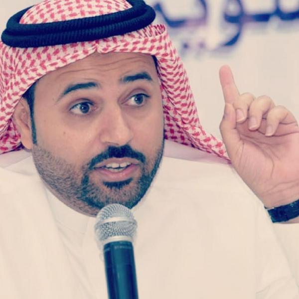 وسائل التواصل رفعت بعض دخلاء الأدب وحققت لهم الشهرة