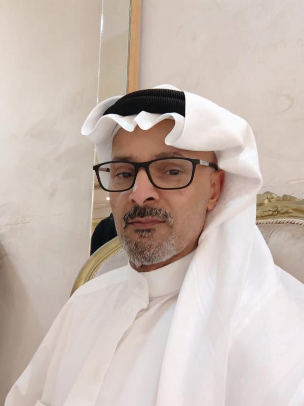وسائل التواصل رفعت بعض دخلاء الأدب وحققت لهم الشهرة