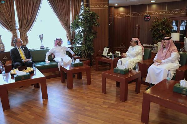 «الهلال الأحمر» يطلق برنامج «المستجيب الأول»