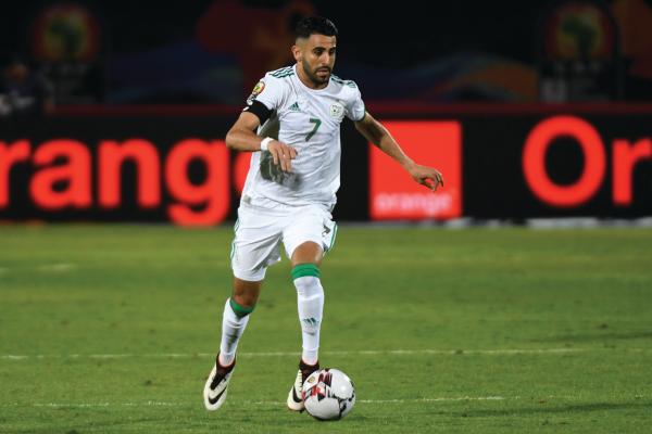 محاربو الصحراء يتربصون بأسود الكاميرون