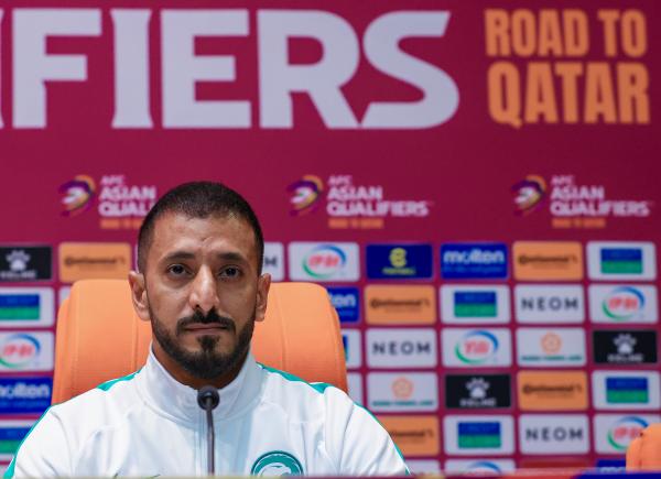 أمين: موقعة أستراليا مهمة للجميع