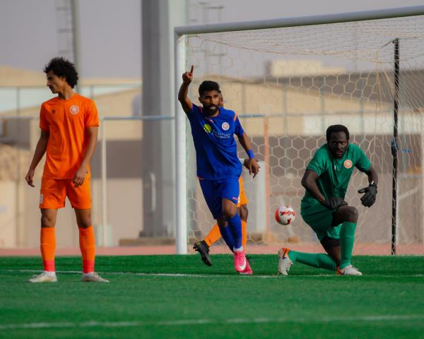 3 فرق تبحث عن الدفء