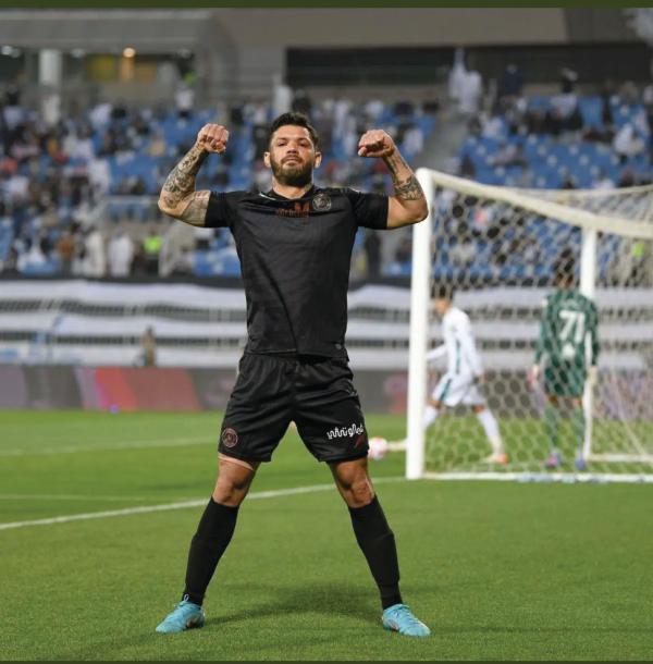 الهلال لتأكيد التفوق.. والشباب لإيقاف المد !!