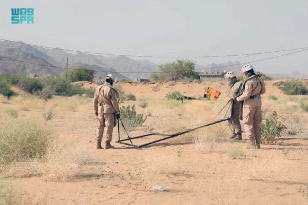 «مسام» يطهر أراضي اليمن من 329 ألف لغم حوثي