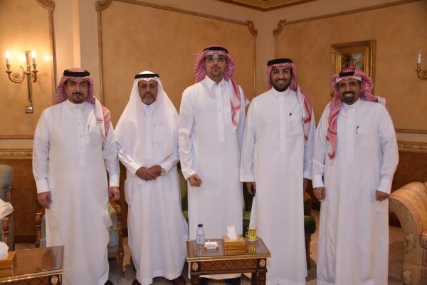 مجلس أسرة الأنصاري..
أرض رحبة لتعزيز الترابط والتآلف