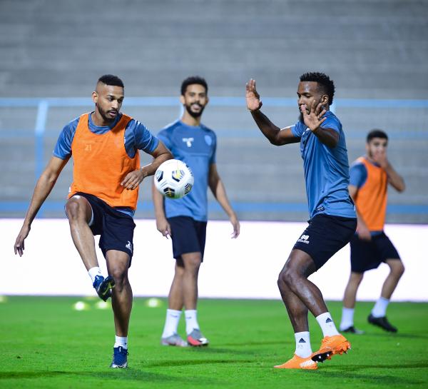 الباطن يلعب 3 وديات