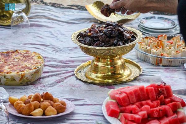 «البكيلة».. حلوة الجوف على مائدة الإفطار