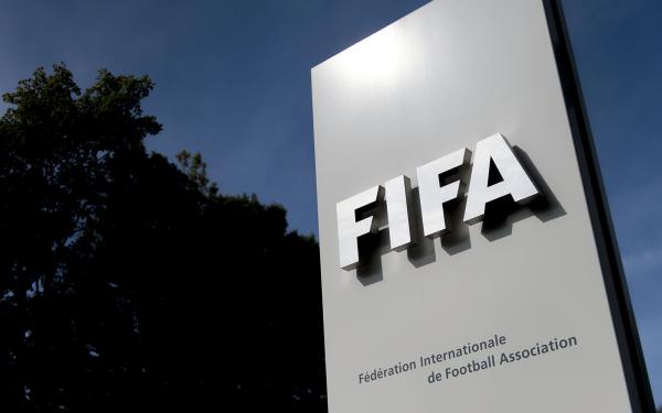 فيفا يخصص 16 مليون دولار لتعويض اللاعبين