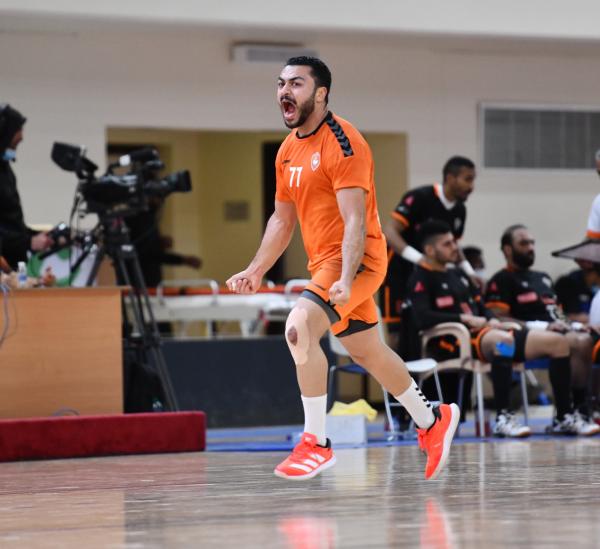 الأملح يبحث عن «نور» الذهبالدانة تتطلع لـ «الوحدة» نحو اللقب