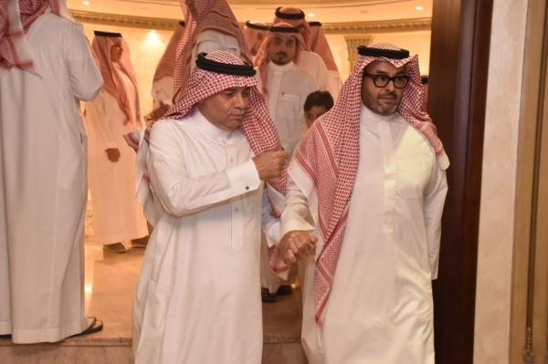 مجلس سالم بالحمر.. تعاون بناء وتواصل