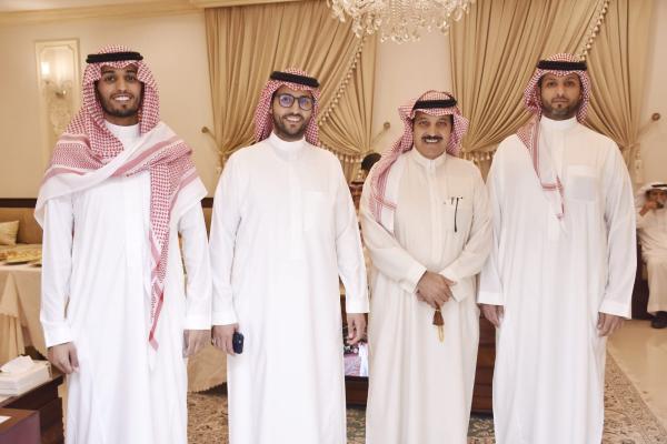 مجلس عبدالرحمن العطيشان.. دعم الأصالة المجتمعية