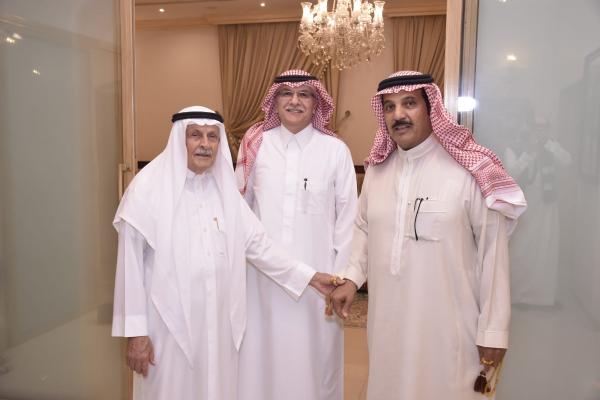 مجلس عبدالرحمن العطيشان.. دعم الأصالة المجتمعية